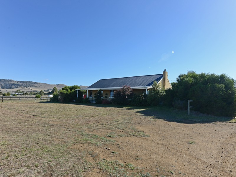 182 Shark Point Road, Penna TAS 7171
