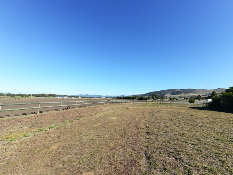 182 Shark Point Road, Penna TAS 7171