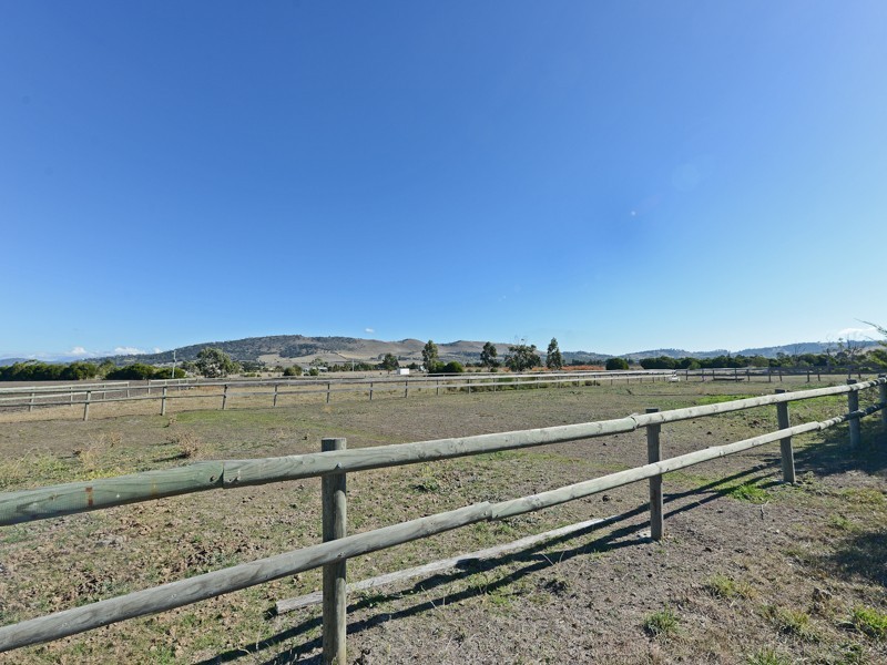 182 Shark Point Road, Penna TAS 7171