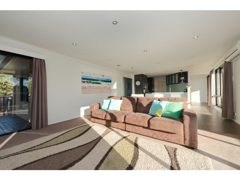 64 Signal Hill Road, Dodges Ferry TAS 7173