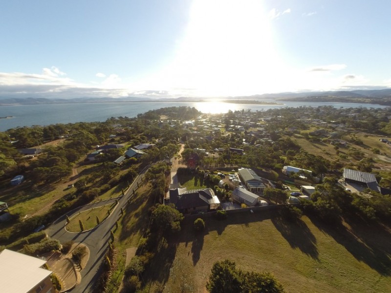 64 Signal Hill Road, Dodges Ferry TAS 7173