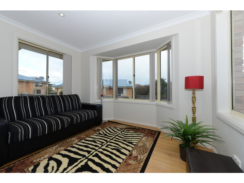 Unit 2-6 Erebus Street, Warrane TAS 7018