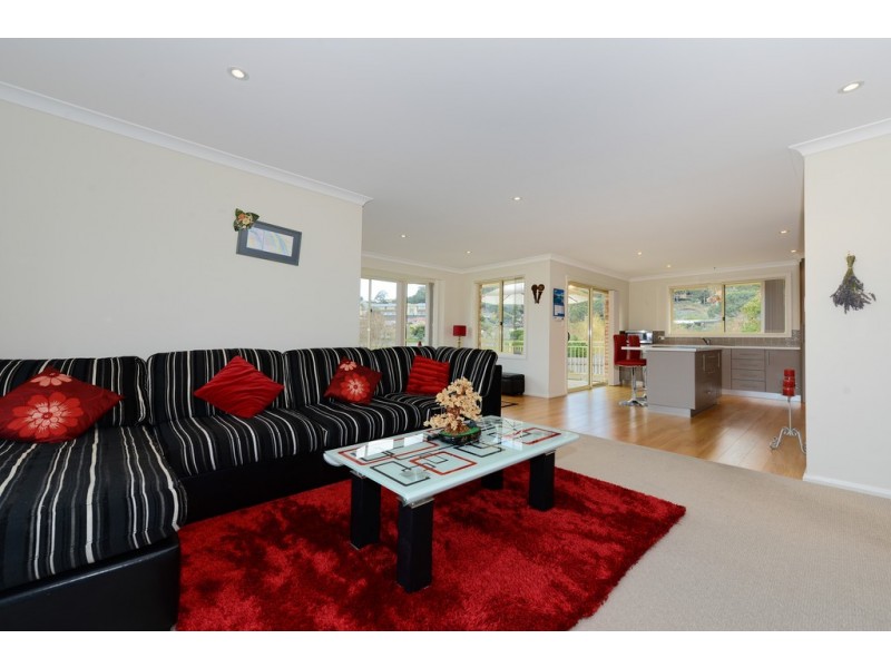 Unit 2-6 Erebus Street, Warrane TAS 7018