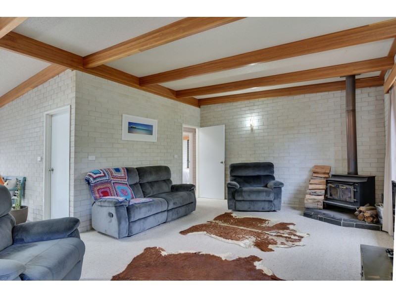 8 Lagoon Road, Carlton TAS 7173