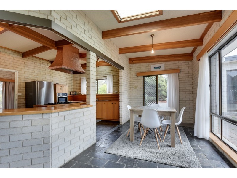 8 Lagoon Road, Carlton TAS 7173