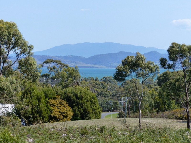 9 Okines Road, Dodges Ferry TAS 7173