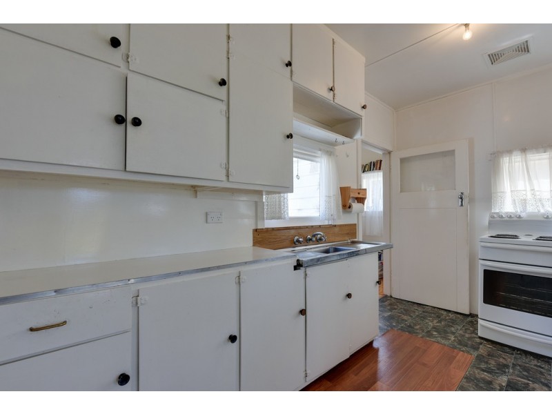 30 Raynors Road, Midway Point TAS 7171