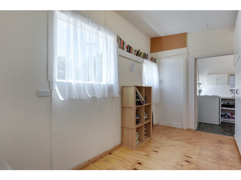 30 Raynors Road, Midway Point TAS 7171