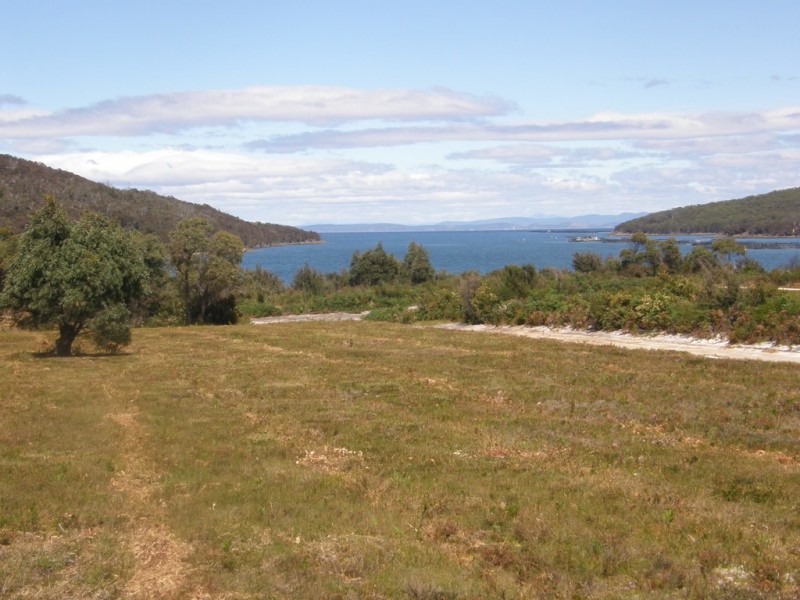 Lot 1 Roaring Beach Road, Nubeena TAS 7184