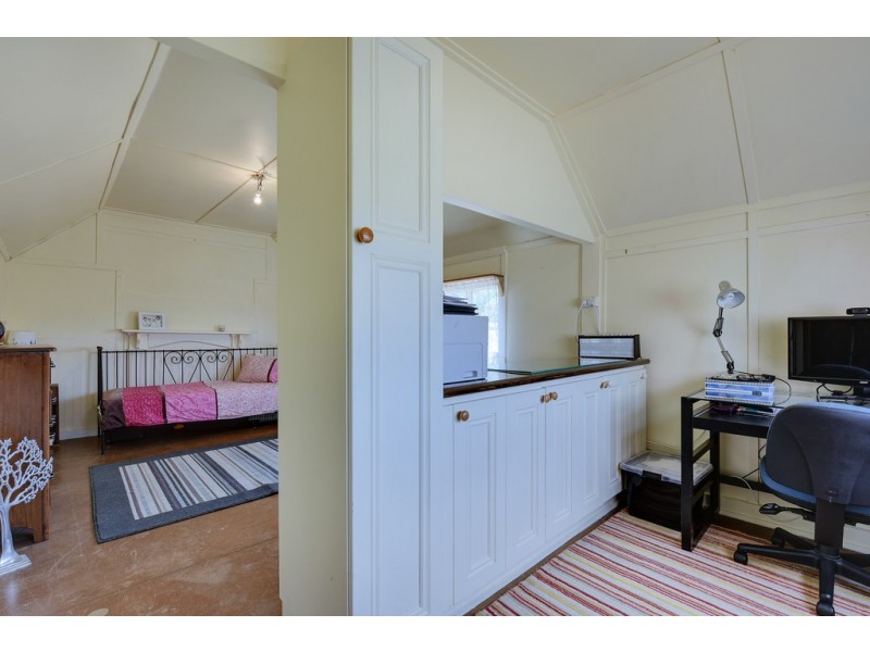 120 Arthur Highway, Dunalley TAS 7177