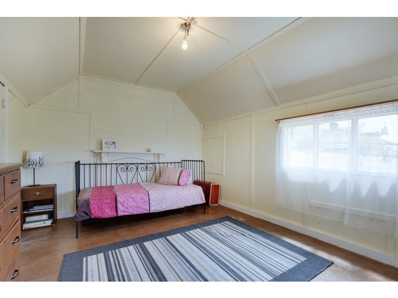 120 Arthur Highway, Dunalley TAS 7177
