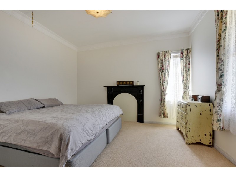 120 Arthur Highway, Dunalley TAS 7177