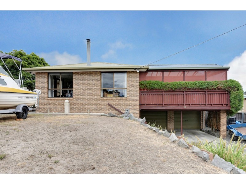 10 Fifth Avenue, Dodges Ferry TAS 7173