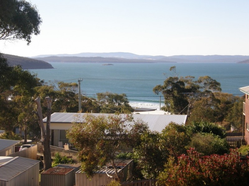 23 North Street, Dodges Ferry TAS 7173