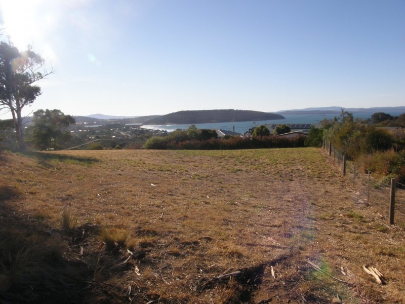 23 North Street, Dodges Ferry TAS 7173