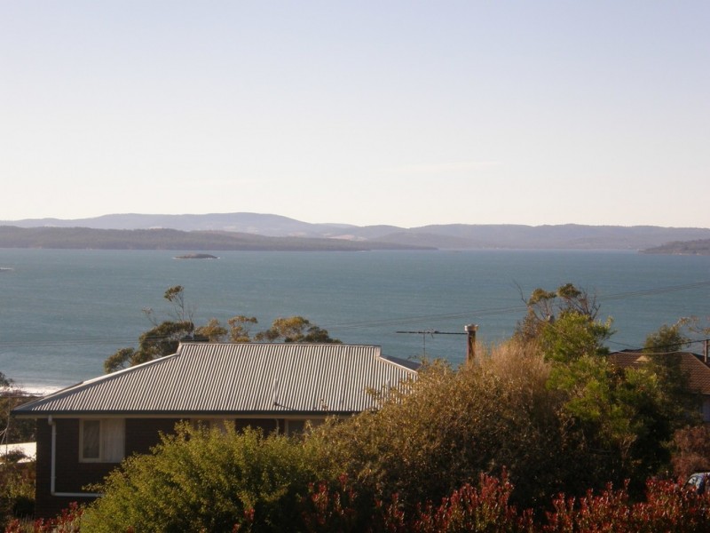 23 North Street, Dodges Ferry TAS 7173
