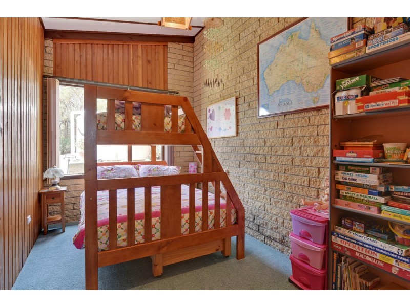 2 Spaulding Street, White Beach TAS 7184