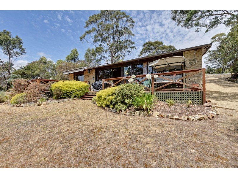 2 Spaulding Street, White Beach TAS 7184