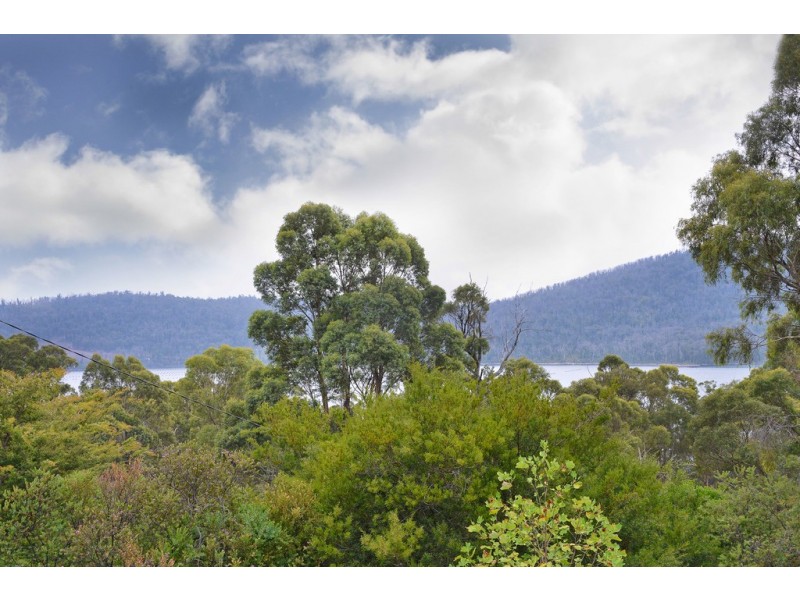 5529 Arthur Highway, Eaglehawk Neck TAS 7179