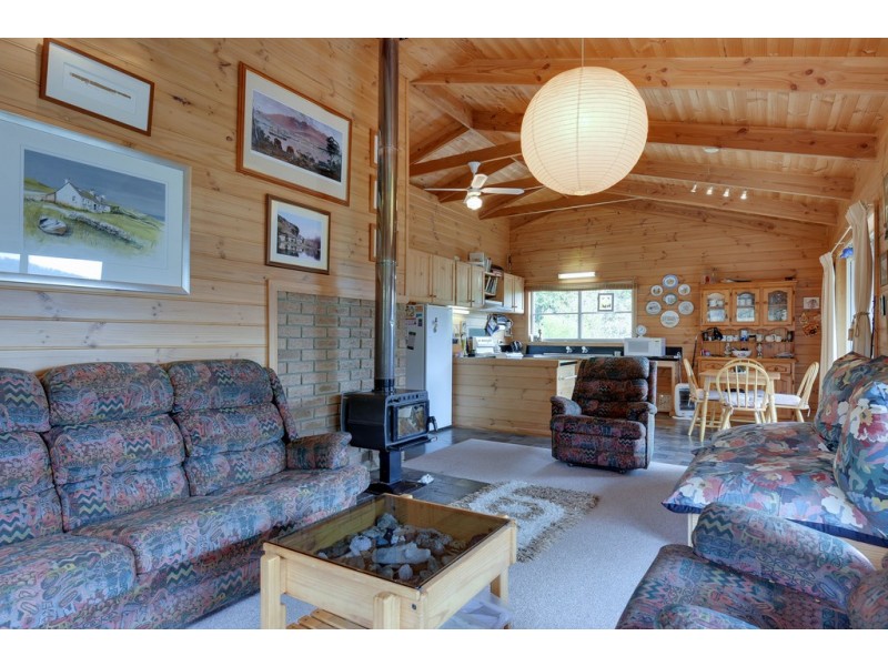 5529 Arthur Highway, Eaglehawk Neck TAS 7179