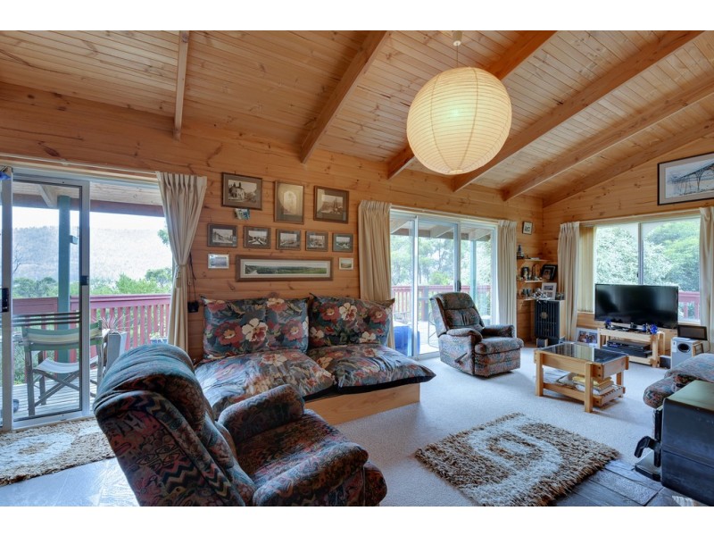 5529 Arthur Highway, Eaglehawk Neck TAS 7179