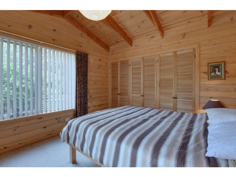 5529 Arthur Highway, Eaglehawk Neck TAS 7179