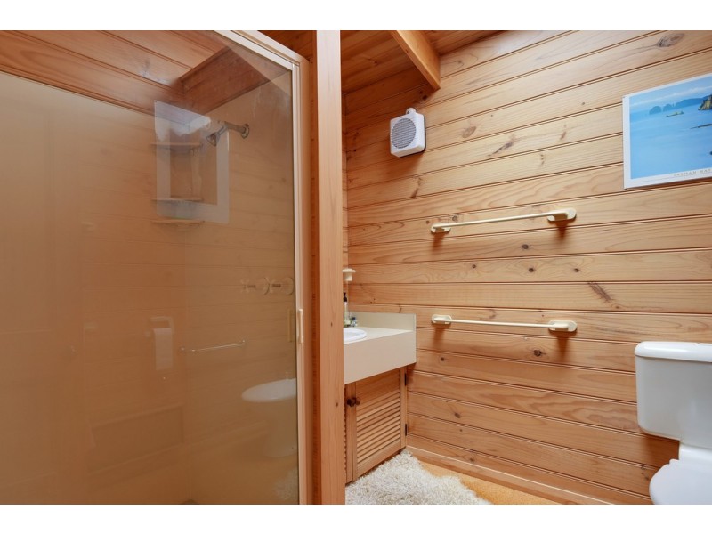 5529 Arthur Highway, Eaglehawk Neck TAS 7179