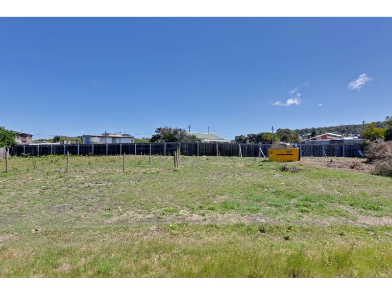 86 and 88 Tamarix Road, Primrose Sands TAS 7173