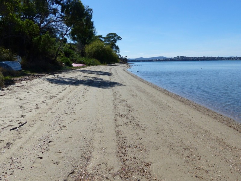 579 Shark Point Road, Penna TAS 7171