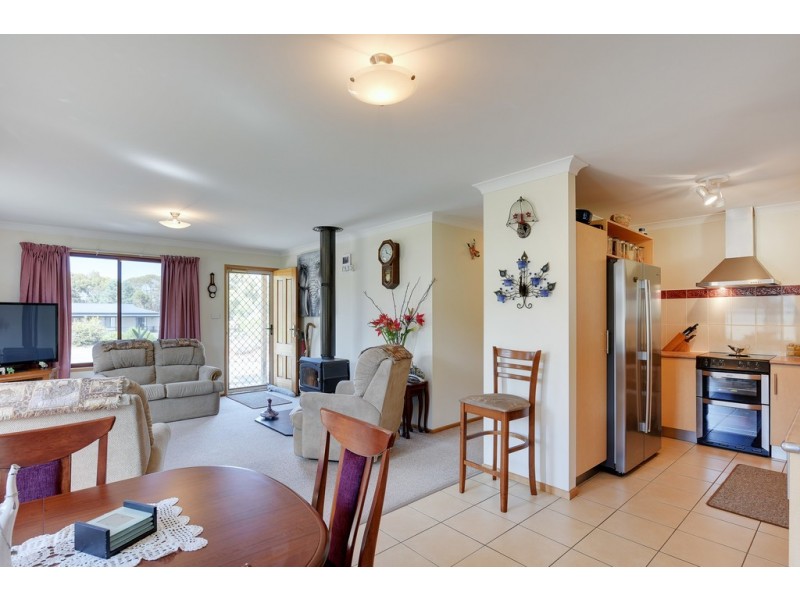 8 Carlton Court, Carlton TAS 7173