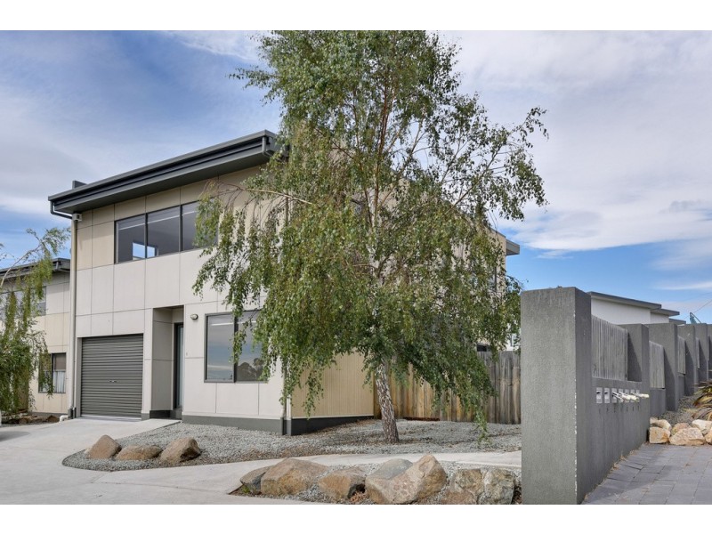 1/4 Higson Street, Midway Point TAS 7171
