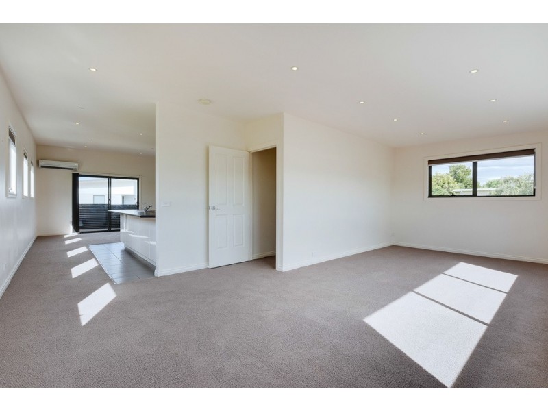 1/4 Higson Street, Midway Point TAS 7171