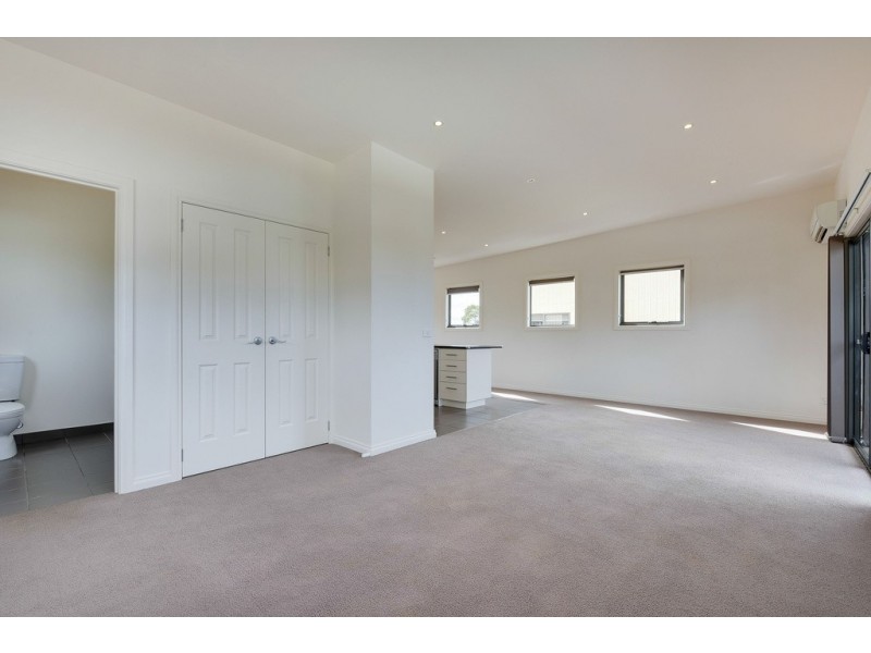 1/4 Higson Street, Midway Point TAS 7171