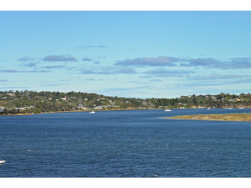 17 First Avenue, Dodges Ferry TAS 7173