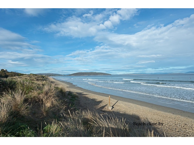134 Carlton Beach Road, Dodges Ferry TAS 7173