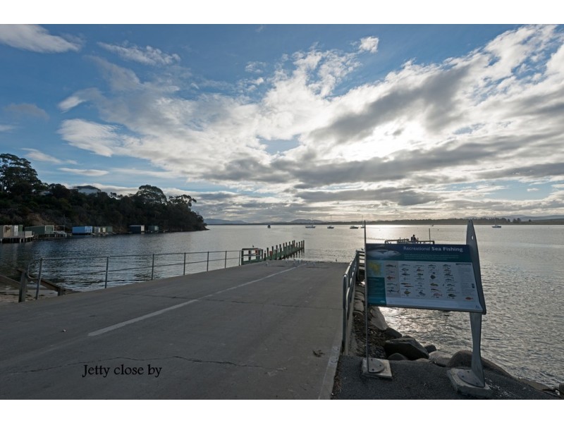 134 Carlton Beach Road, Dodges Ferry TAS 7173