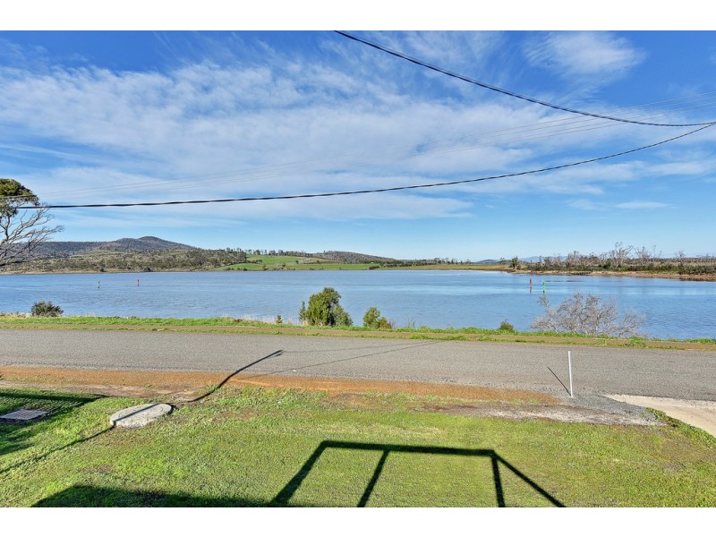 6 Esplanade, Dunalley TAS 7177