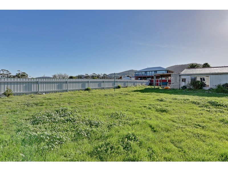 6 Esplanade, Dunalley TAS 7177