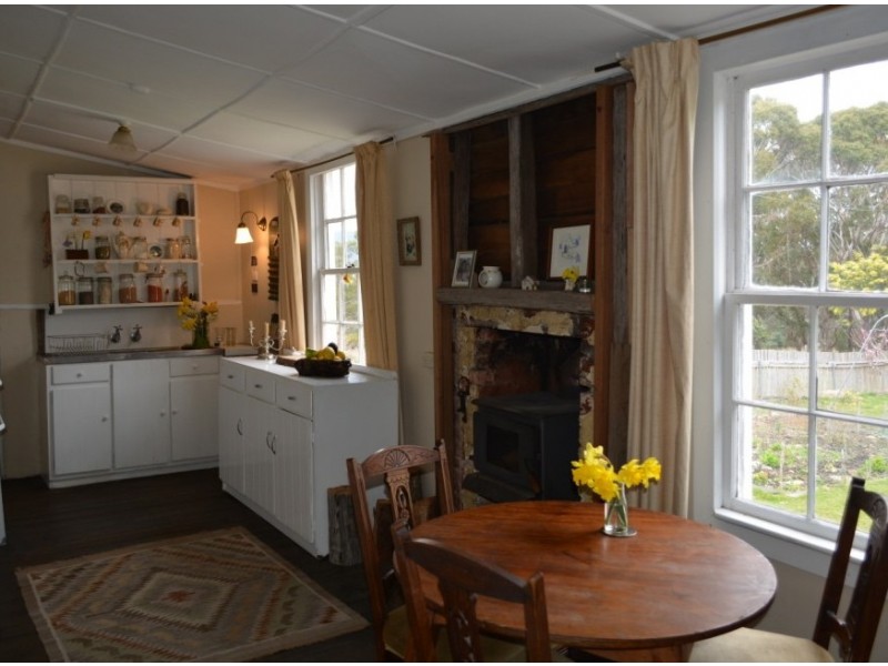 25 Alexander Street, Cornwall TAS 7215