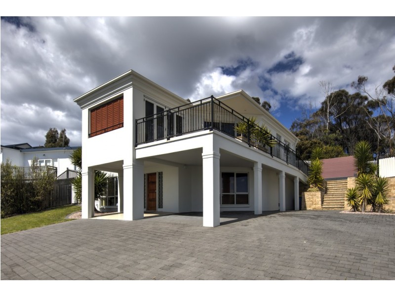 4/82 Main Road, Binalong Bay TAS 7216