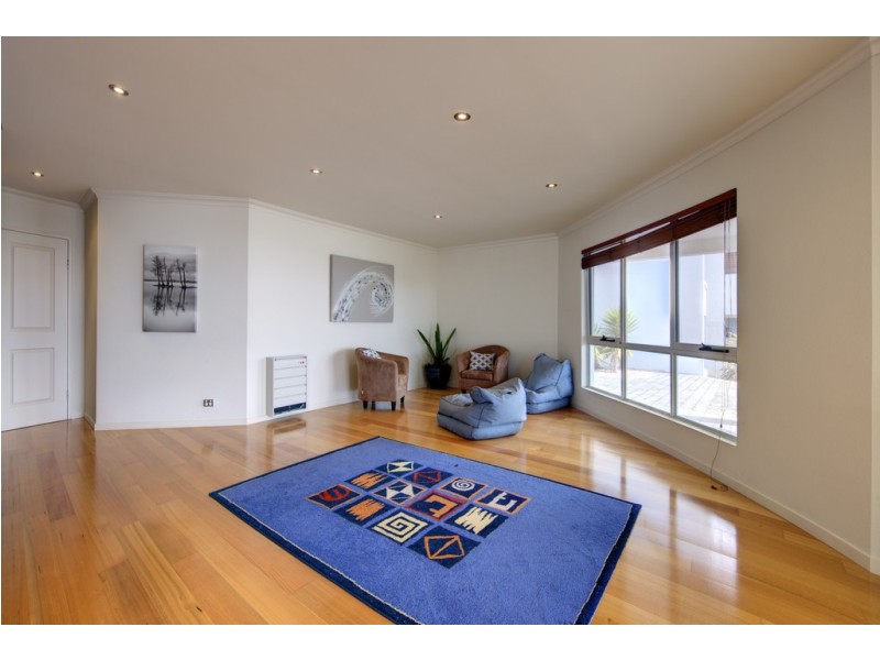 4/82 Main Road, Binalong Bay TAS 7216