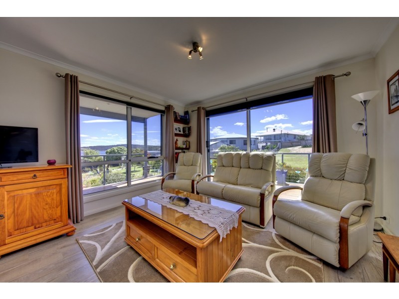 11 Kiama Parade, Akaroa TAS 7216