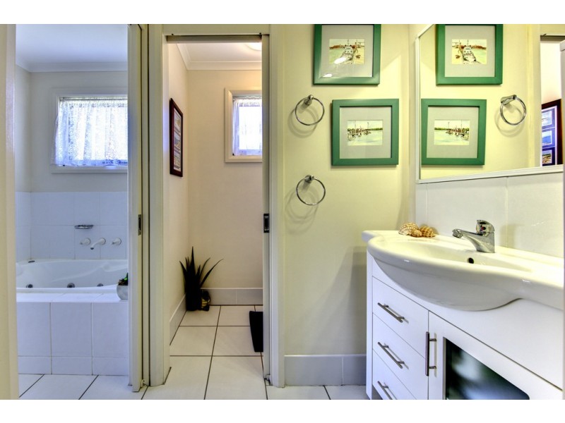 11 Kiama Parade, Akaroa TAS 7216