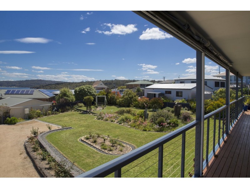 11 Kiama Parade, Akaroa TAS 7216