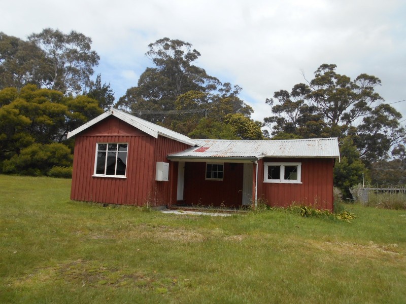 8b and 8c St Helens Point Road, St Helens TAS 7216