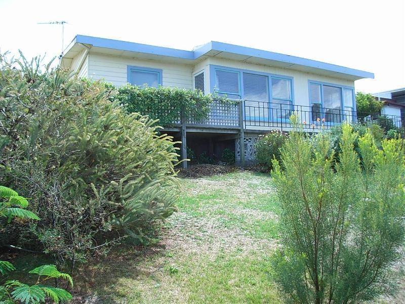 10 Targett Street, Scamander TAS 7215
