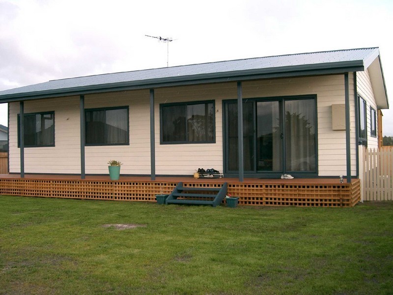 9 Palm Court, St Helens TAS 7216