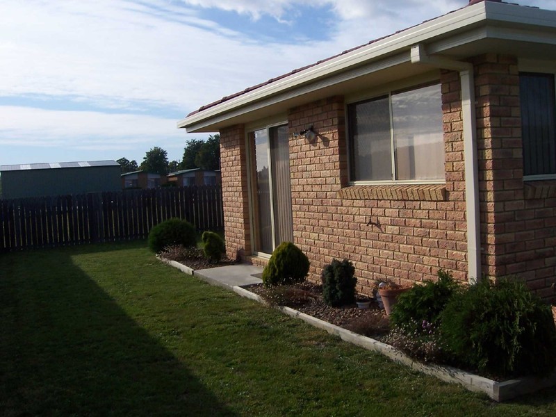 2/84 Tully Street, St Helens TAS 7216