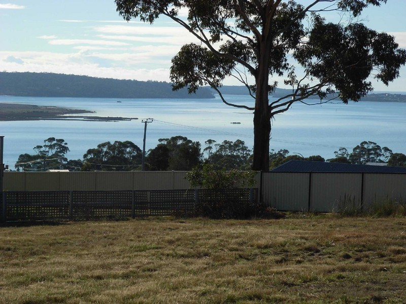 13 Cobrooga Drive, St Helens TAS 7216