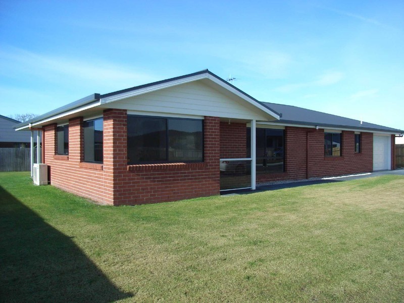 12 Palm Court, St Helens TAS 7216